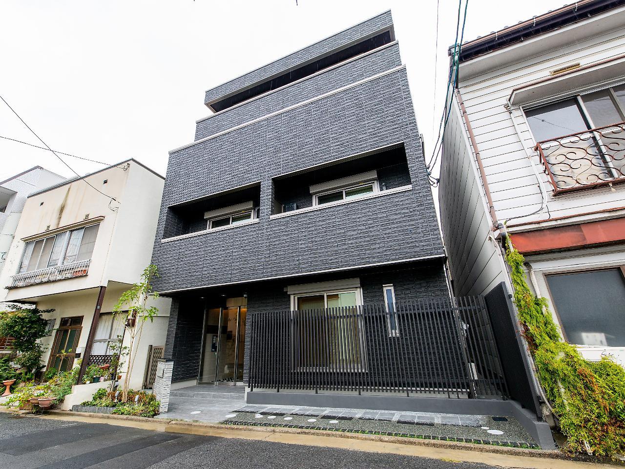 Grand Base Hiroshima Ekimae Aparthotel Exteriör bild