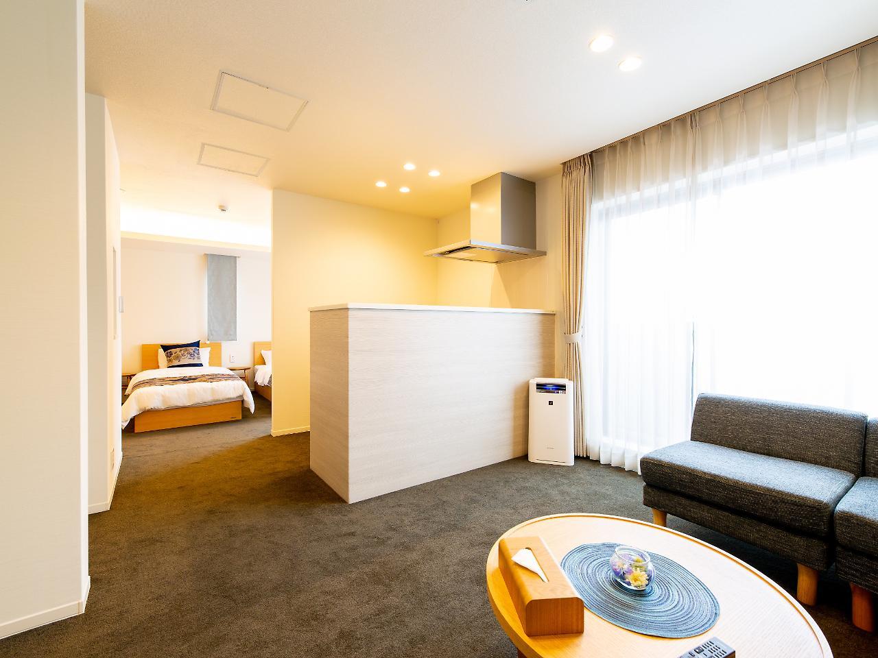 Grand Base Hiroshima Ekimae Aparthotel Exteriör bild