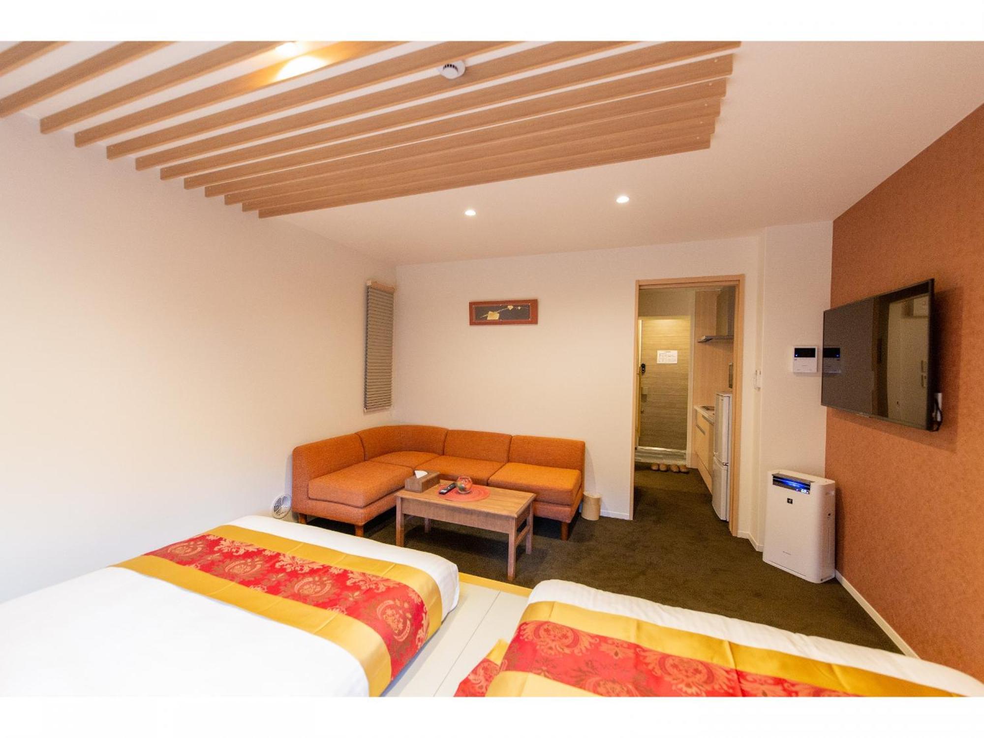 Grand Base Hiroshima Ekimae Aparthotel Exteriör bild